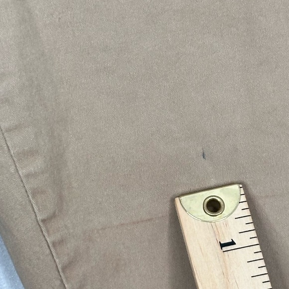 Gloria Vanderbilt Tan Bermuda Women's Short Size 10 - Picture 14 of 14